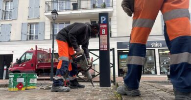 « On ne veut pas faire supporter un coût supplémentaire aux habitants » : aux Clayes, la fin du stationnement payant