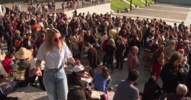 "On trinque, le fusible a sauté" Démission de F. Bayrou : pot de départ à Brest pour préparer le 10 septembre