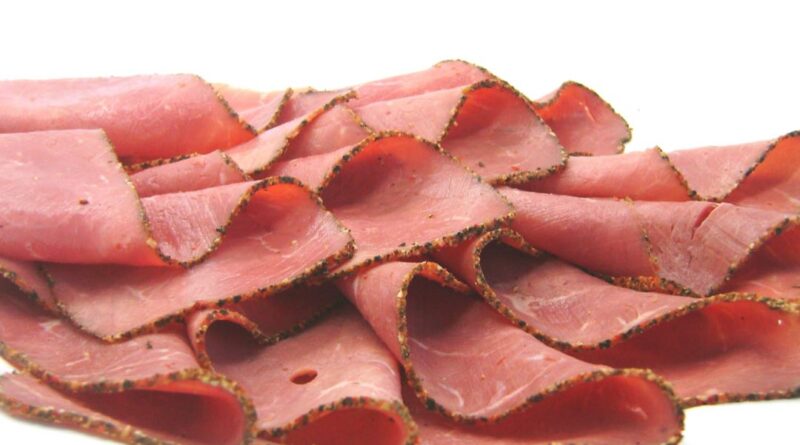 PASTRAMI AMÉRICAIN SURGELÉ TRANCHÉ AU POIVRE