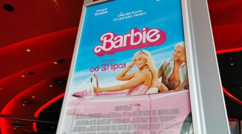 POLEMIQUE. Un mois après sa déprogrammation, le film "Barbie" à nouveau projeté
