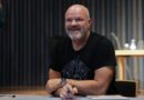 Philippe Etchebest : sa jolie ferme en Dordogne où il s’isole avec sa femme et son fils