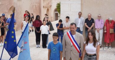 Photos from Mairie de Bonifacio's post