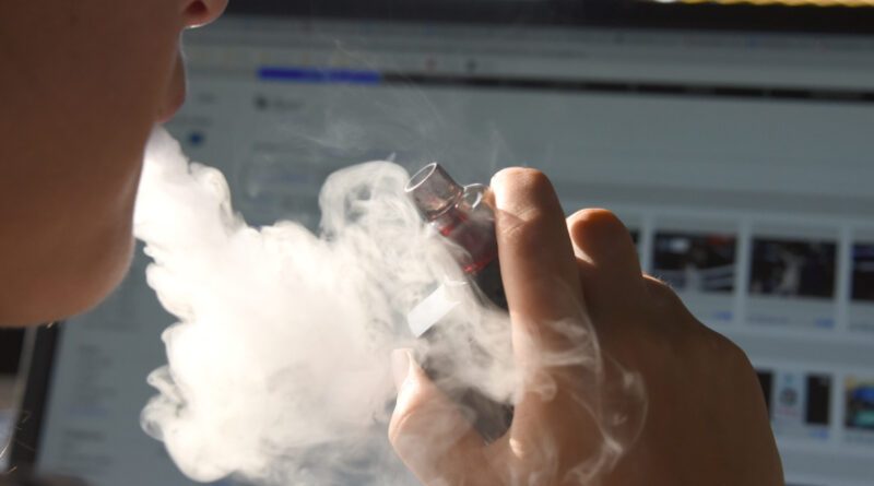 Polynésie : l’assemblée va plus loin que le gouvernement et bannit la " vape "