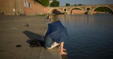 Près de 300 morts en excès pendant la canicule d’août 2025, notamment chez les plus âgés, selon Santé publique France