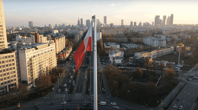 REPORTAGE. "Je sens la menace de la guerre en Pologne" : à Varsovie, la population inquiète après des attaques de drones russes
