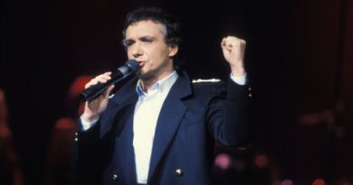 "Radio Michel, le spectacle musical" : 30 chansons uniquement chantées par... des Michel ! - ici