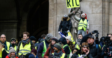 Reportage France - «Bloquons tout»: des «Gilets jaunes» se mobilisent à nouveau