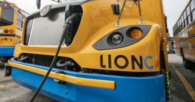 Retrait de 1200 autobus de Lion Électrique | Le transport scolaire chambardé partout au Québec