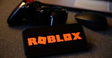 Roblox annonce de nouvelles mesures de sécurité pour les mineurs, qu’en est-il vraiment ? - RTBF Actus