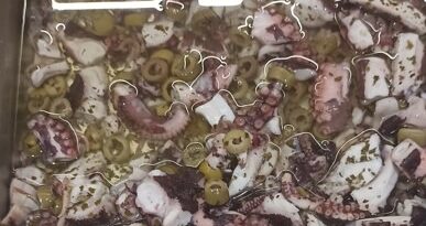 Salade de poulpe vendue au rayon traditionnel marée