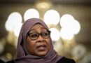 Samia Suluhu Hassan, la présidente de la Tanzanie, lance sa campagne pour des élections sans opposition