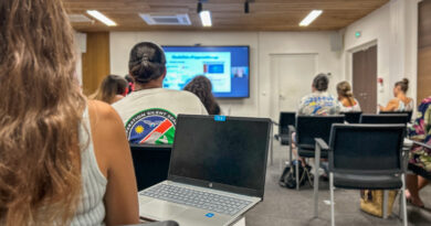Sur plus de trois mois, la formation se concentre sur trois compétences: trouver des idées, écrire et réécrire et vendre son projet.