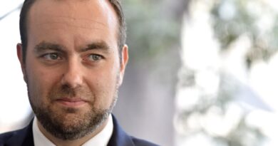Sébastien Lecornu nommé Premier ministre par Emmanuel Macron