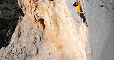 Appassionata Heiligkreuzkofel Dolomites, Simon Gietl, Alexander Huber - Simon Gietl et Alexander Huber faisant la première ascension de 