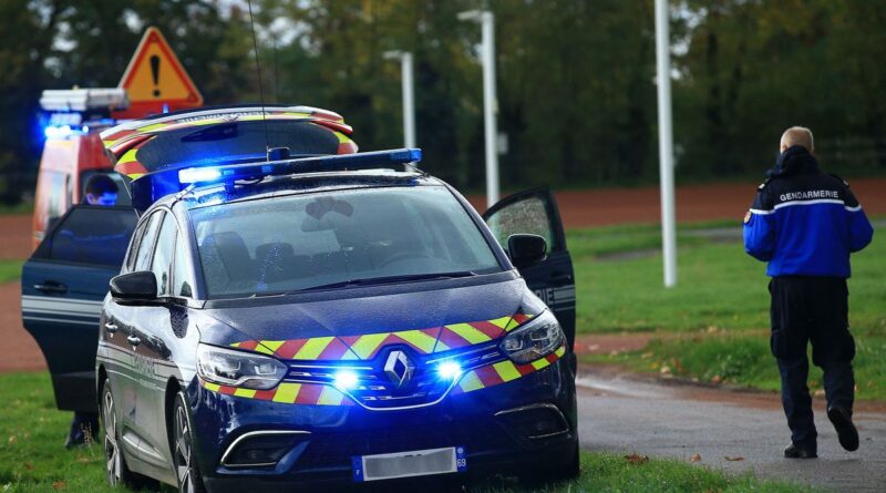 Soirée alcoolisée dans le Maine-et-Loire : un sans-abri tué de deux coups de couteau, une femme de 28 ans mise en examen - ici