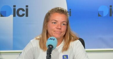 Solitaire du Figaro 2025 : "C'est une course où on est tous à armes égales", selon l'une des favorites, Charlotte Yven - ici