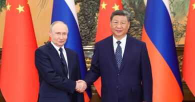 Sommet en Chine : Xi Jinping réunit « l’axe du chaos » pour un défilé militaire historique