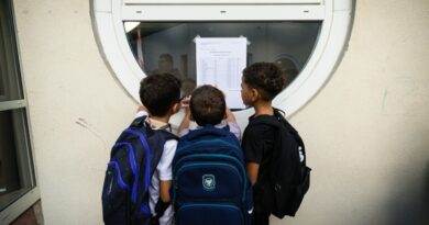 Stressés ou impatients, les 12 millions d'élèves français font leur rentrée