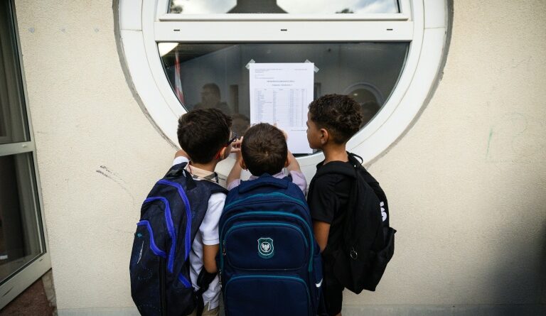 Stressés ou impatients, les 12 millions d'élèves français font leur rentrée