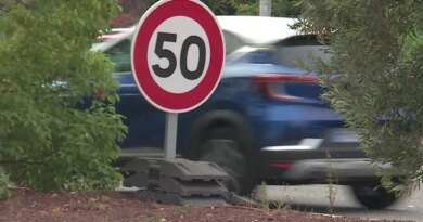 TÉMOIGNAGE. "Je suis épuisée, je n’en dors plus" : suite au changement de vitesse de 70 à 50 km/h, cette automobiliste a des dizaines de PV