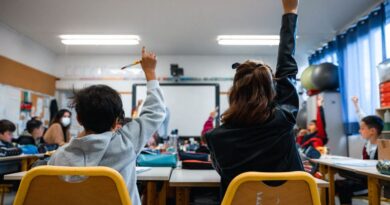 TÉMOIGNAGE. Trois questions à un prof de maths avant sa première rentrée des classes : "c'est tout un métier à apprendre"