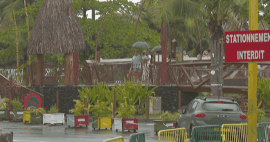 Teahupoo : un parking en moins, une plage en plus
