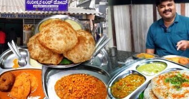 This 65-year-old eatery serves tastiest IDLI VADE SAMBAR in the area!!!