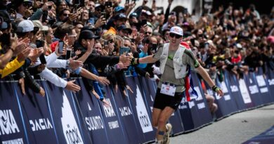 Tom Evans, vainqueur de l’UTMB : « Génial de prouver que l’on peut s’imposer en vivant au Royaume-Uni et en s’entraînant sur tapis roulant »