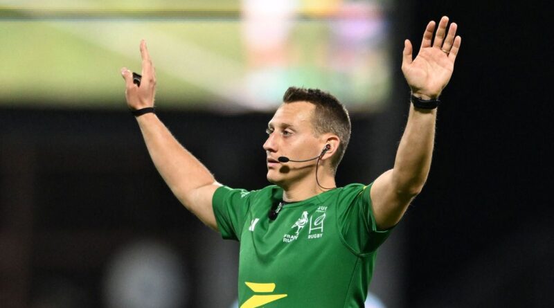 Top 14 : la nouvelle mise en scène de l'entrée des arbitres est-elle une bonne idée ? - ici