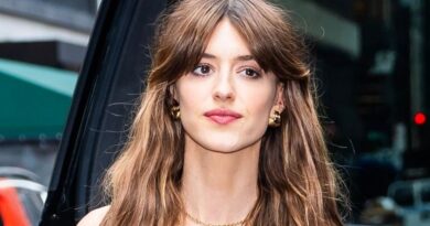 « Torn bangs » : quelle est cette frange facile à vivre qui donne des envies d’automne ? - Elle