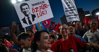 Turquie : tout comprendre aux poursuites qui visent Ekrem Imamoglu, principal rival du président Erdogan