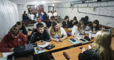 Ukraine: à Dnipro dans l'est, une école pour les enfants déplacés de Pokrovsk