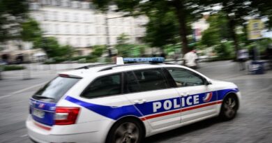 Une agression à l'arme blanche dans le 7e arrondissement de Paris, un suspect en fuite