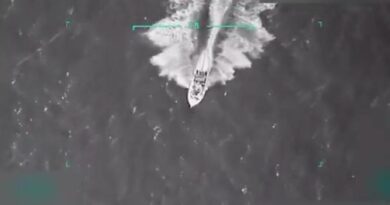 Une frappe américaine tue 11 « narcoterroristes » sur un bateau parti du Venezuela, affirme Trump