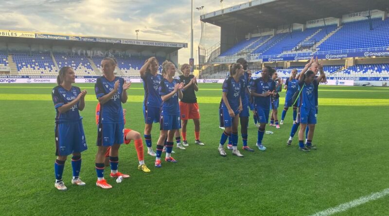 Victoire historique des joueuses de l'AJA face à Guingamp (1-0), pour leur grande première en Seconde Ligue - ici