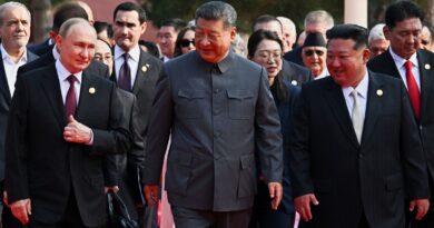 Vidéo. Poutine et Kim assistent à la grande parade militaire de Xi à Pékin