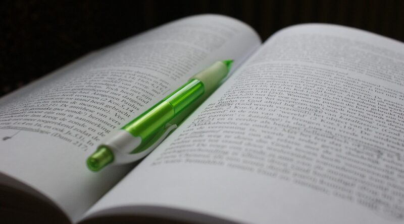 education,school,learning,student,teacher,classroom,university,books,knowledge,study
