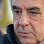 François Fillon abandonne son pourvoi en cassation, sa peine devient définitive.