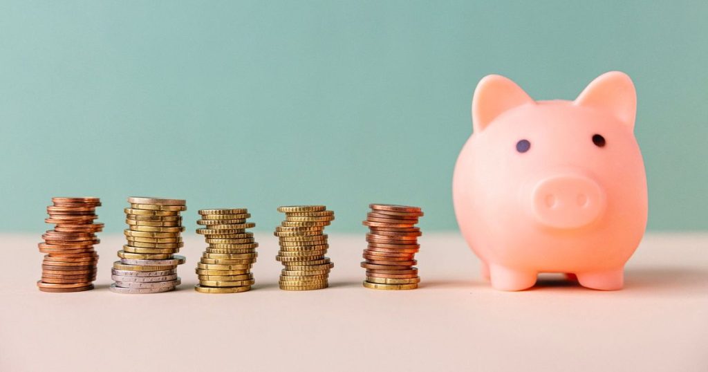ICI Azur propose le coffret Mes cartes Par ici les économies de Valère Correard pour les usagers.