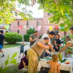 Village de François : un espace de vie partagé près de Toulouse axé sur la charité.