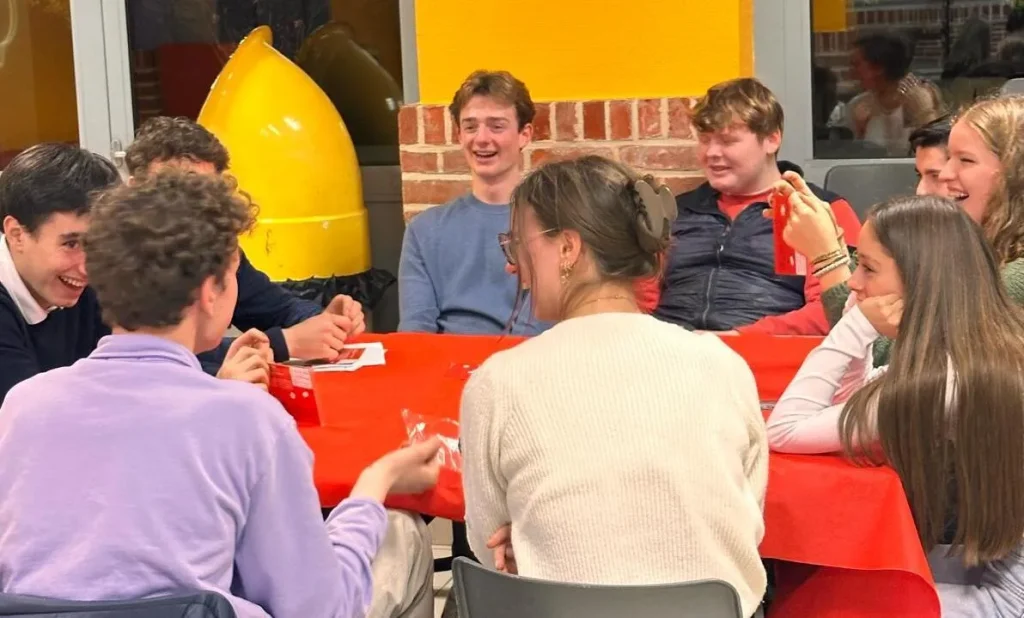 Les parcours Alpha jeunes se développent dans l’enseignement catholique en France.