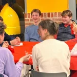 Les parcours Alpha jeunes se développent dans l&rsquo;enseignement catholique en France.