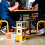 Violences sexuelles sur enfants : deux animateurs de Périscolaire à Paris écroués
