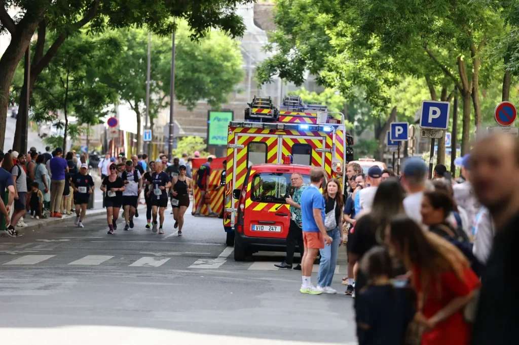 Vague de chaleur : les coureurs en France face à des températures extrêmes.