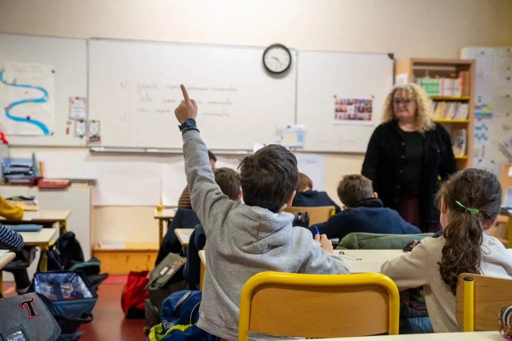 Enseignement catholique : mobilisation des enseignants du privé pour des revendications professionnelles.