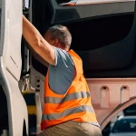 Chauffeur reconnu coupable de faute grave obtient 54 000 € de son employeur.