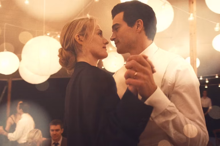 Love Story : la série sur JFK Jr. et Carolyn Bessette confrontée à des critiques de fond