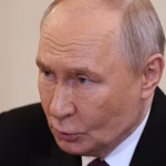 La Russie utilise des missiles hypersoniques Orechnik pour frapper Kiev en Ukraine.