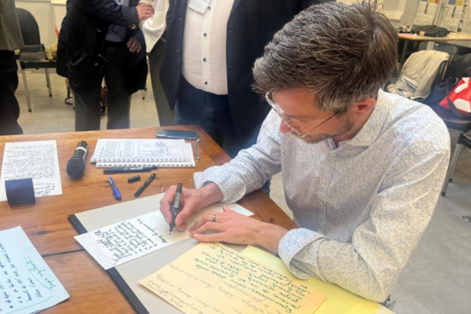 L’Université Catholique de Lille envoie une lettre aux étudiants à ouvrir en 2100.