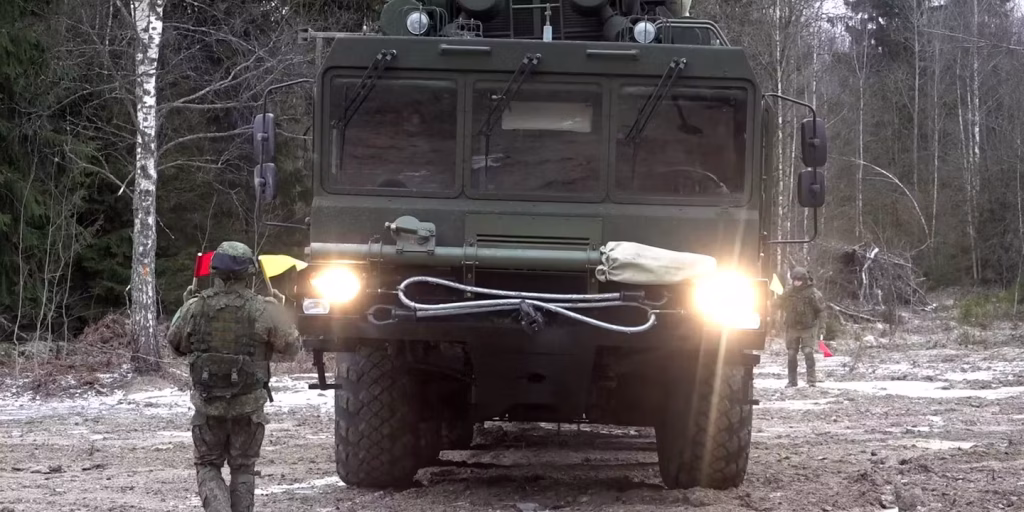 Guerre en Ukraine : Zelensky avertit d’une possible frappe de missile russe ce soir.